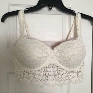 SALE🔥🔥 NEW Victoria Secret PINK white Bralette- Medium